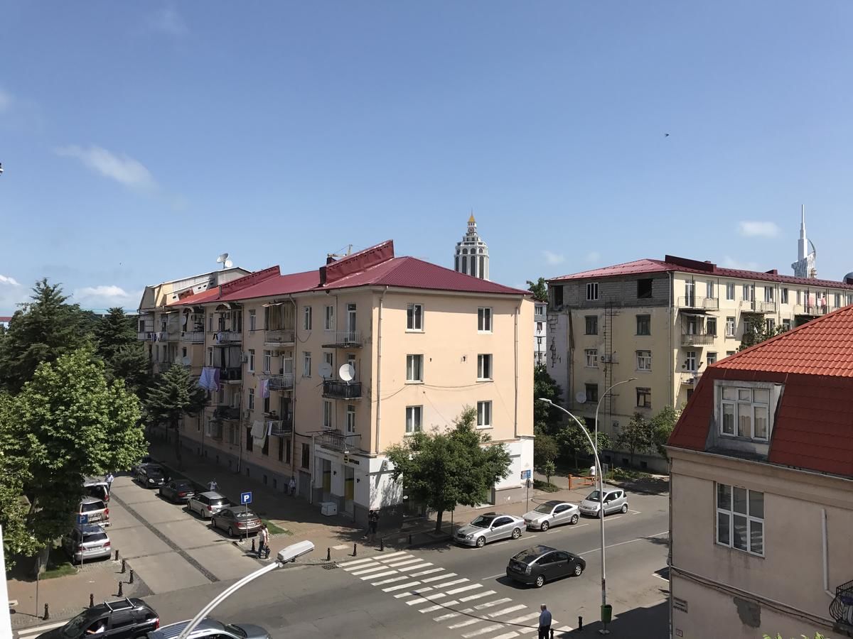 Гостевой дом Guesthouse Abashidze 4 Батуми-11